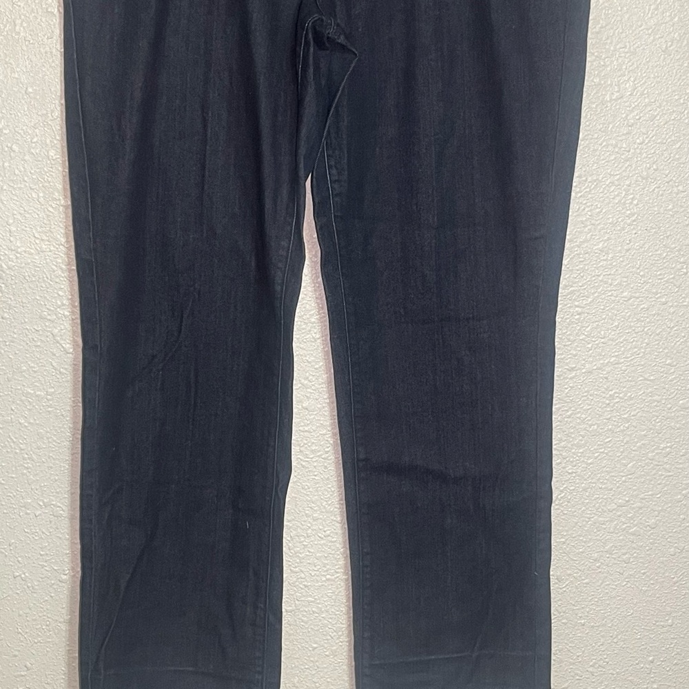 L.L bean women’s dark blue favorite fit curvy jeans size 14 M/T - Picture 2 of 9